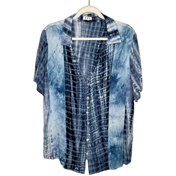 POL Women's Short Sleeve Collared Button Up Shirt Blue White Size Medium - Picture 1 of 6